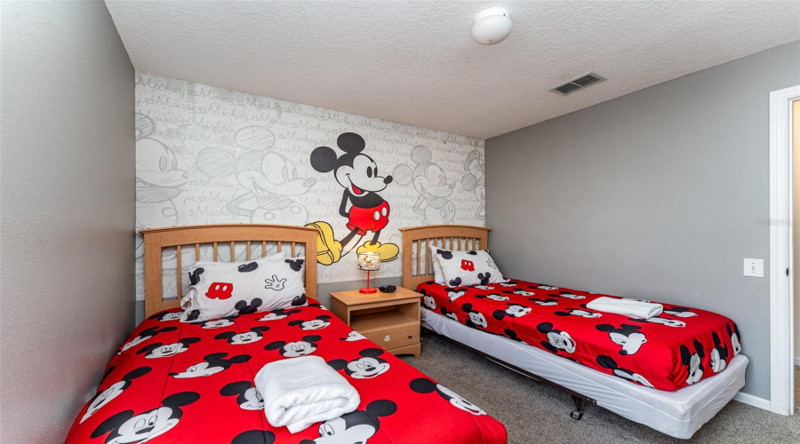 KISSIMMEE, Florida 34747, 4 Bedrooms Bedrooms, ,2 BathroomsBathrooms,Residential,For Sale,WYNDHAM PALMS,0,MFRS5136338