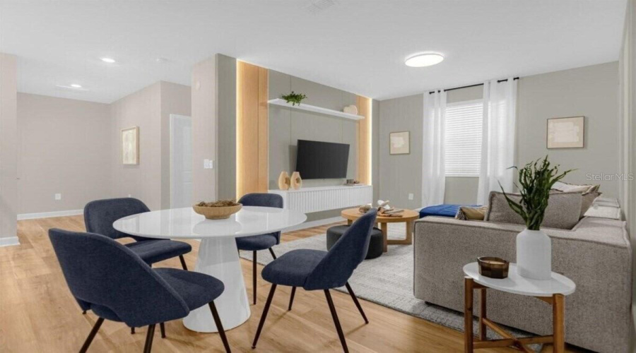 DAVENPORT, Florida 33896, 6 Bedrooms Bedrooms, ,5 BathroomsBathrooms,Residential,For Sale,PLAY THROUGH,0,MFRO6383875