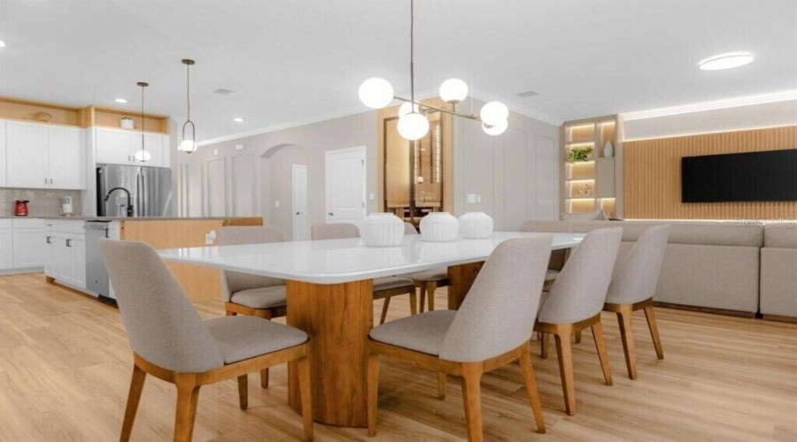 DAVENPORT, Florida 33896, 6 Bedrooms Bedrooms, ,5 BathroomsBathrooms,Residential,For Sale,PLAY THROUGH,0,MFRO6383875