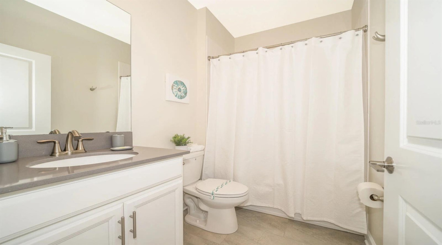 KISSIMMEE, Florida 34746, 5 Bedrooms Bedrooms, ,5 BathroomsBathrooms,Residential,For Sale,BOOKMARK,0,MFRO6385989