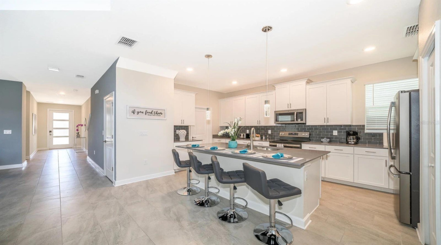 KISSIMMEE, Florida 34746, 5 Bedrooms Bedrooms, ,5 BathroomsBathrooms,Residential,For Sale,BOOKMARK,0,MFRO6385989