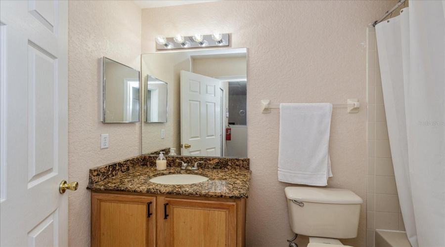 DAVENPORT, Florida 33897, 3 Bedrooms Bedrooms, ,2 BathroomsBathrooms,Residential,For Sale,LA MIRAGE,0,MFRO6385997