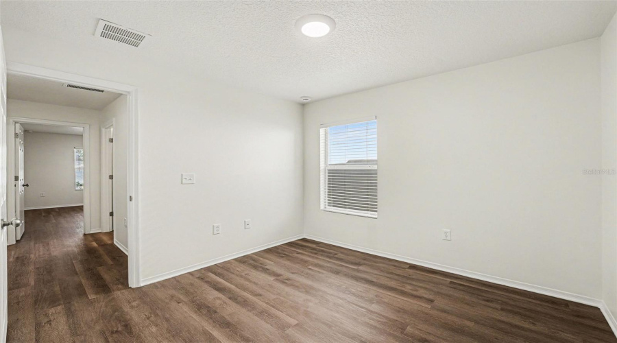 DAVENPORT, Florida 33896, 4 Bedrooms Bedrooms, ,2 BathroomsBathrooms,Residential,For Sale,WAKEVIEW,0,MFRO6385867