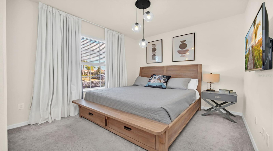 DAVENPORT, Florida 33837, 5 Bedrooms Bedrooms, ,4 BathroomsBathrooms,Residential,For Sale,OAKMOSS,0,MFRO6385813