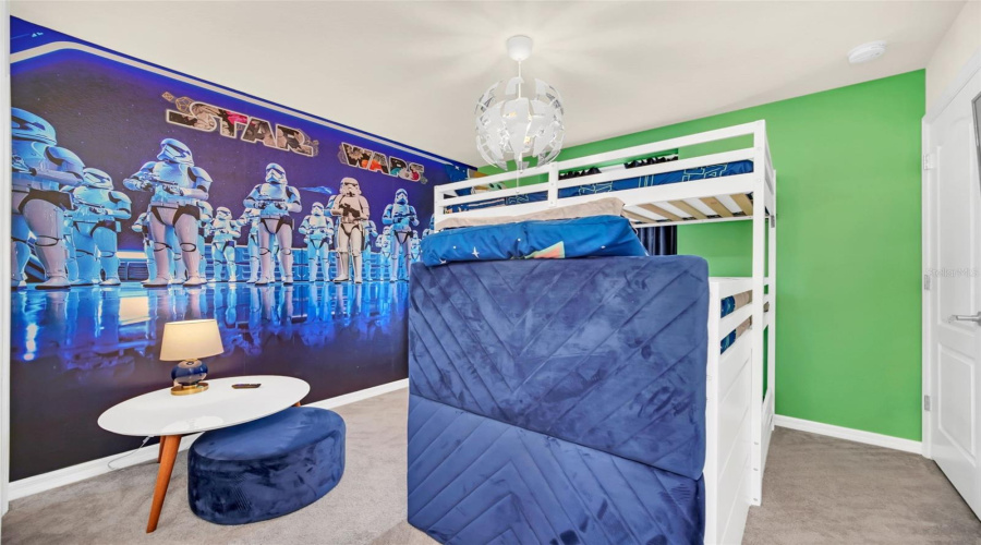 DAVENPORT, Florida 33837, 5 Bedrooms Bedrooms, ,4 BathroomsBathrooms,Residential,For Sale,OAKMOSS,0,MFRO6385813