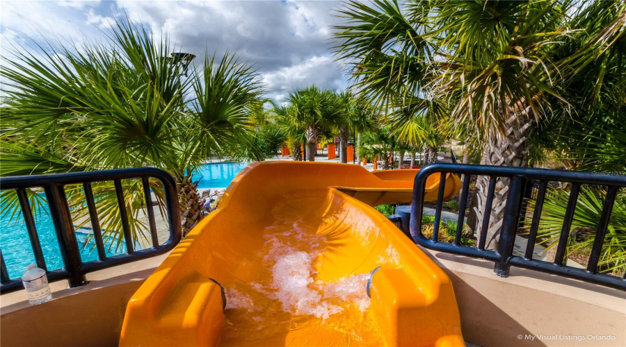 DAVENPORT, Florida 33837, 5 Bedrooms Bedrooms, ,4 BathroomsBathrooms,Residential,For Sale,OAKMOSS,0,MFRO6385813