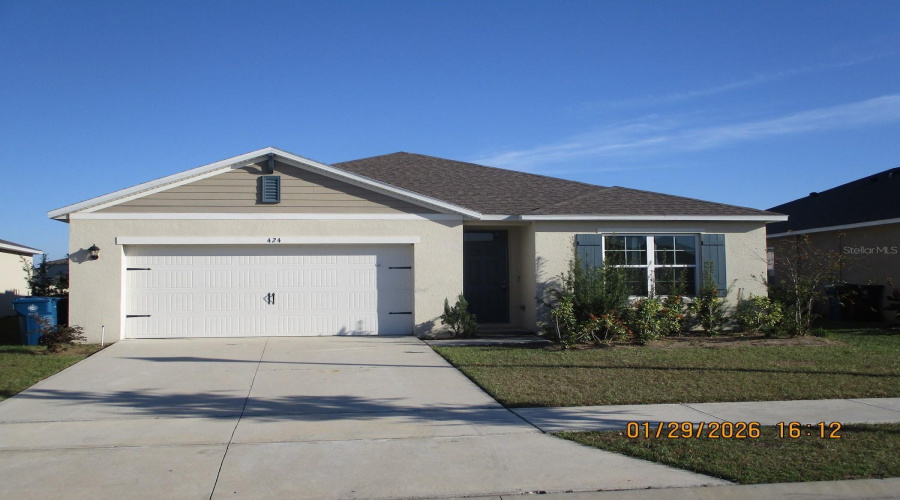 DAVENPORT, Florida 33837, 4 Bedrooms Bedrooms, ,2 BathroomsBathrooms,Residential,For Sale,NOBLE,0,MFRL4959789