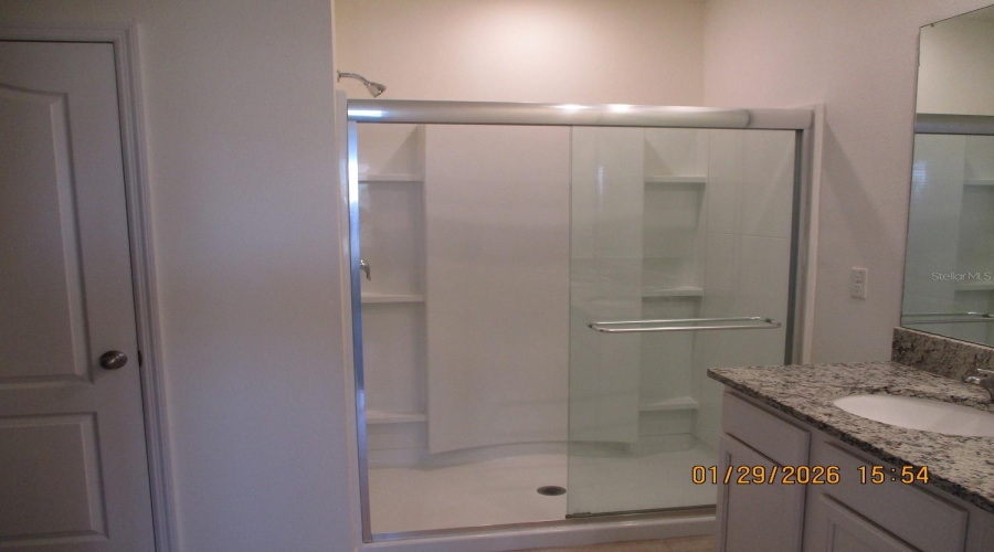 DAVENPORT, Florida 33837, 4 Bedrooms Bedrooms, ,2 BathroomsBathrooms,Residential,For Sale,NOBLE,0,MFRL4959789