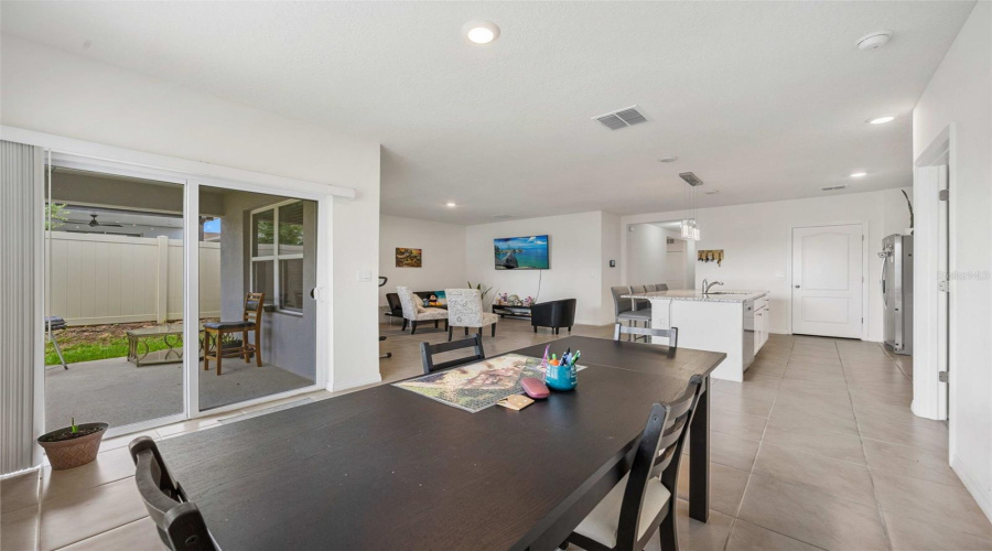 DAVENPORT, Florida 33837, 3 Bedrooms Bedrooms, ,2 BathroomsBathrooms,Residential,For Sale,CUMBERLAND,0,MFRO6386181