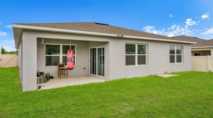 DAVENPORT, Florida 33837, 3 Bedrooms Bedrooms, ,2 BathroomsBathrooms,Residential,For Sale,CUMBERLAND,0,MFRO6386181