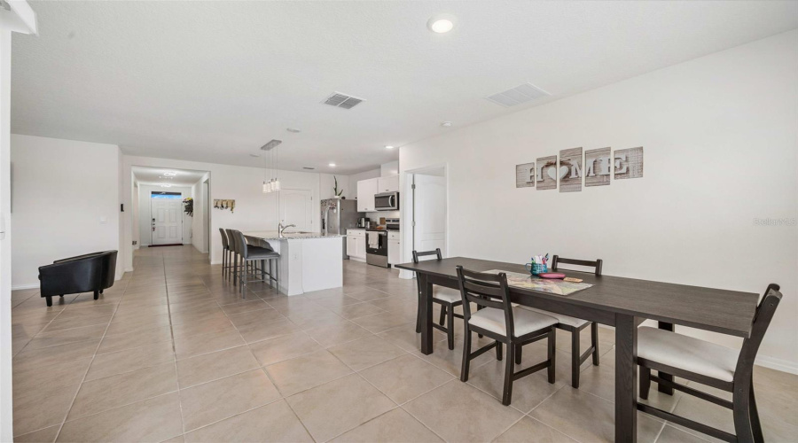 DAVENPORT, Florida 33837, 3 Bedrooms Bedrooms, ,2 BathroomsBathrooms,Residential,For Sale,CUMBERLAND,0,MFRO6386181