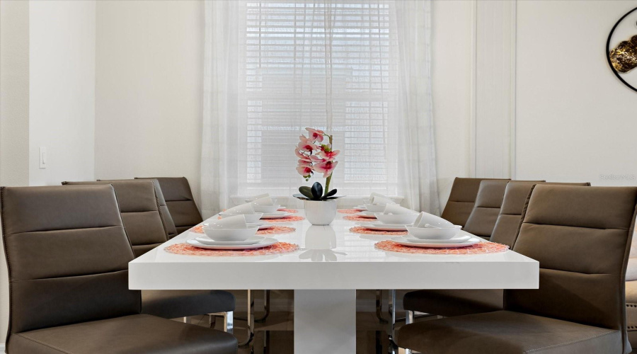 DAVENPORT, Florida 33897, 7 Bedrooms Bedrooms, ,5 BathroomsBathrooms,Residential,For Sale,LANA,0,MFRO6386038