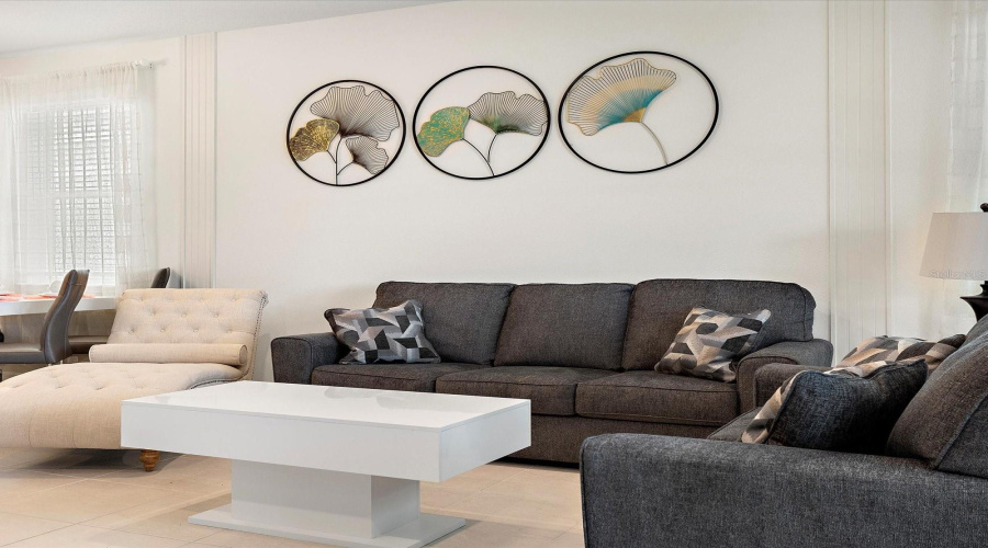 DAVENPORT, Florida 33897, 7 Bedrooms Bedrooms, ,5 BathroomsBathrooms,Residential,For Sale,LANA,0,MFRO6386038