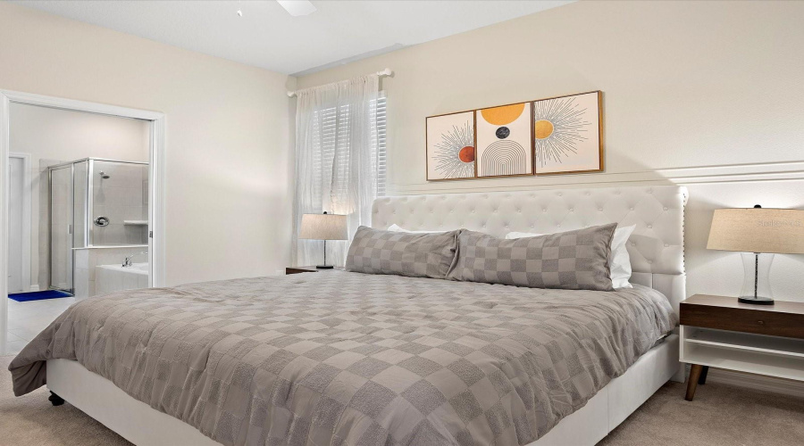 DAVENPORT, Florida 33897, 7 Bedrooms Bedrooms, ,5 BathroomsBathrooms,Residential,For Sale,LANA,0,MFRO6386038