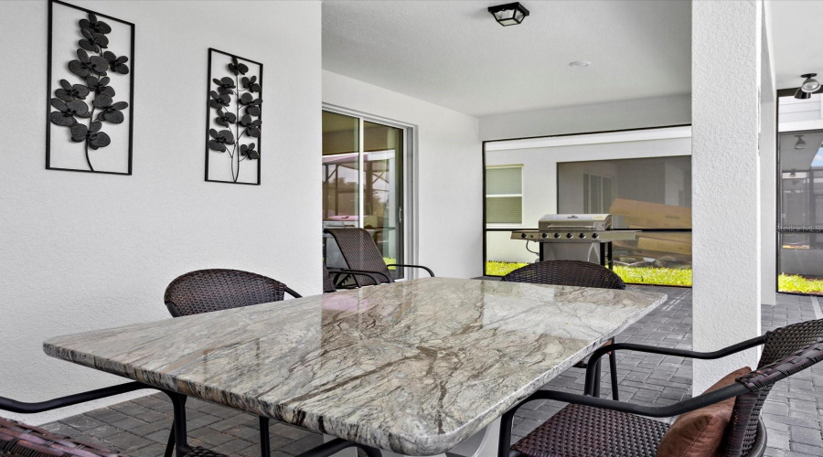 DAVENPORT, Florida 33897, 7 Bedrooms Bedrooms, ,5 BathroomsBathrooms,Residential,For Sale,LANA,0,MFRO6386038