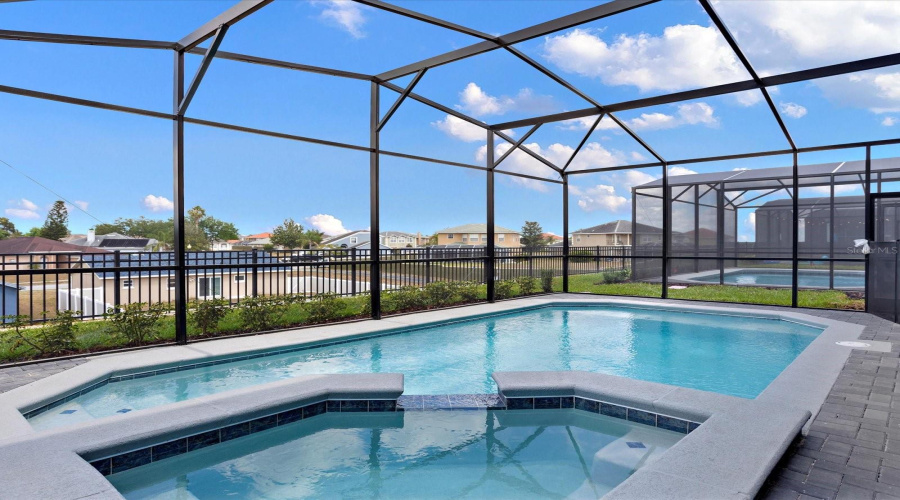 DAVENPORT, Florida 33897, 7 Bedrooms Bedrooms, ,5 BathroomsBathrooms,Residential,For Sale,LANA,0,MFRO6386038