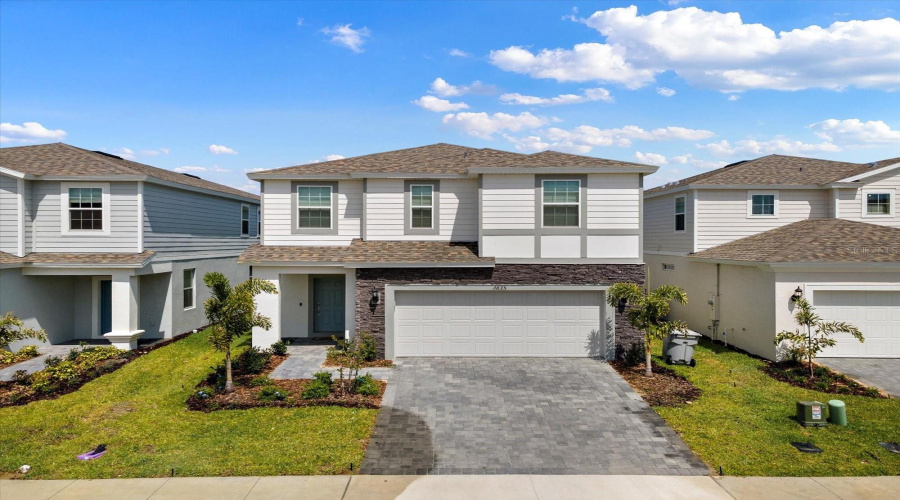 DAVENPORT, Florida 33897, 7 Bedrooms Bedrooms, ,5 BathroomsBathrooms,Residential,For Sale,LANA,0,MFRO6386038