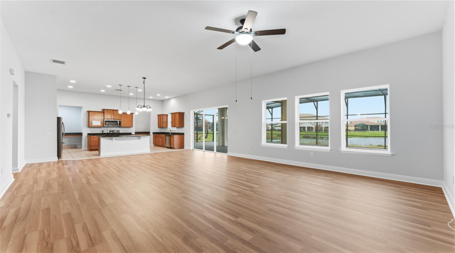 open living and dinnin