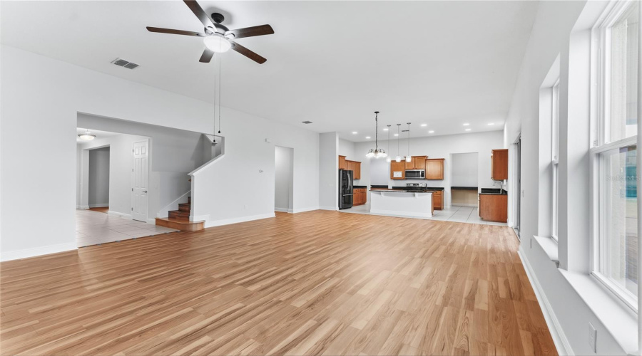 open living and dinnin