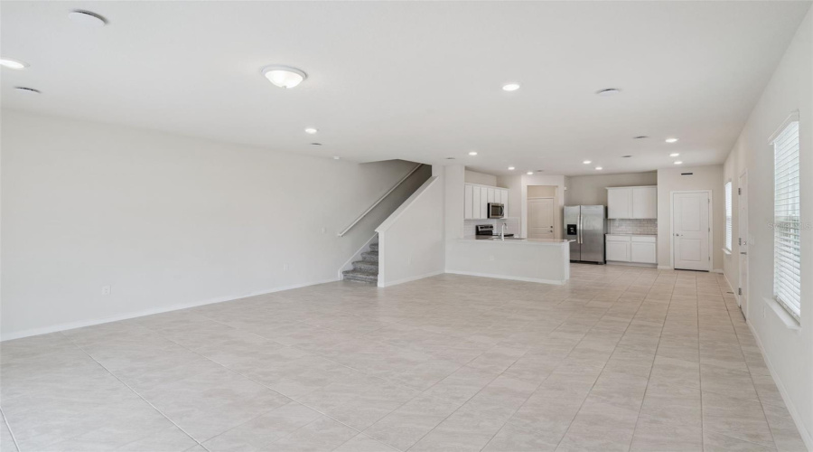 DAVENPORT, Florida 33896, 3 Bedrooms Bedrooms, ,2 BathroomsBathrooms,Residential,For Sale,FETCHING,0,MFRG5108732