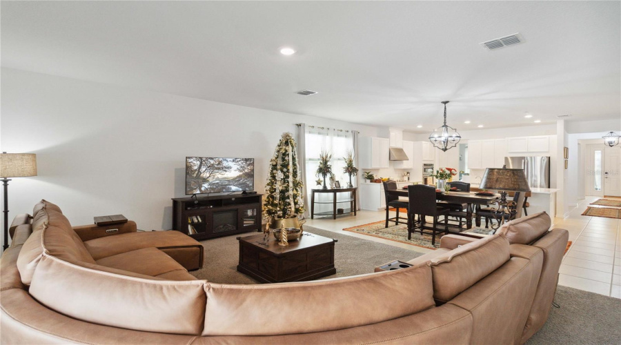 KISSIMMEE, Florida 34746, 4 Bedrooms Bedrooms, ,3 BathroomsBathrooms,Residential,For Sale,GOBLET COVE,0,MFRS5144689