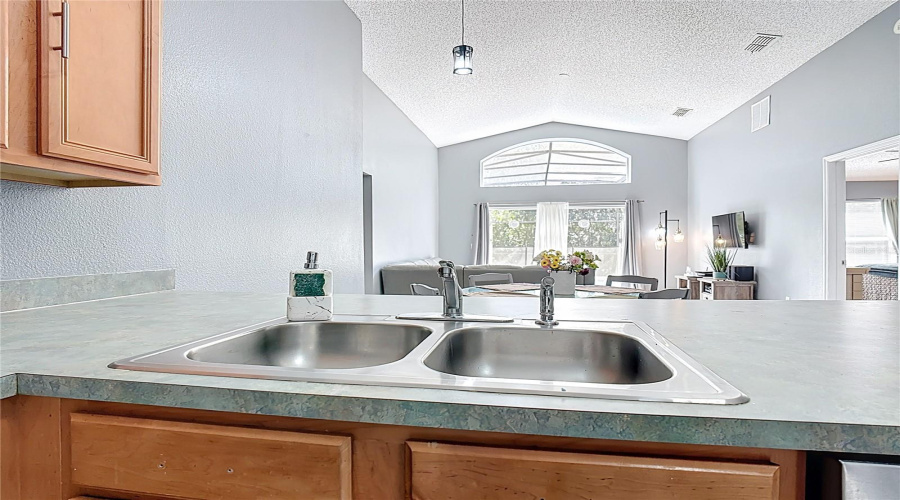 KISSIMMEE, Florida 34746, 4 Bedrooms Bedrooms, ,3 BathroomsBathrooms,Residential,For Sale,HIDEAWAY BEACH,0,MFRS5144710