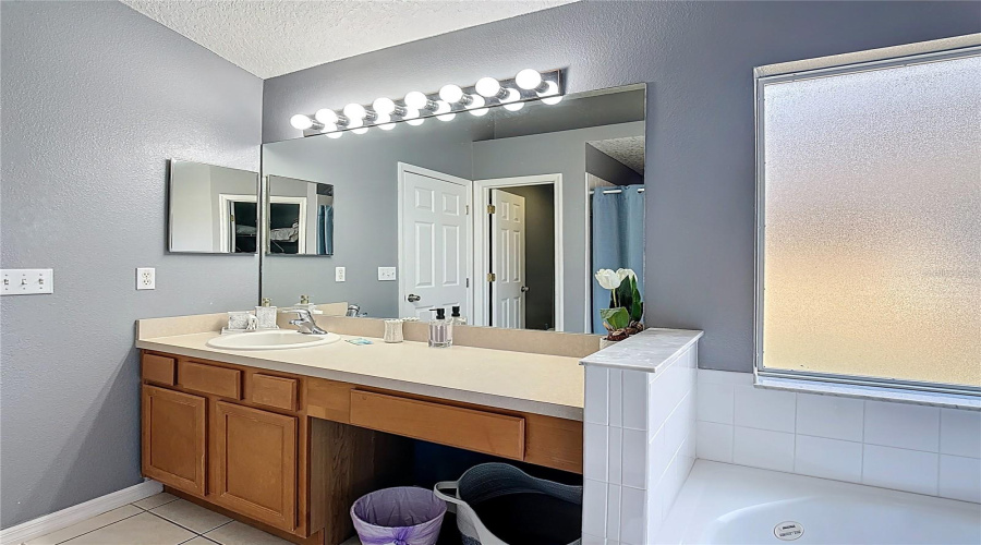 KISSIMMEE, Florida 34746, 4 Bedrooms Bedrooms, ,3 BathroomsBathrooms,Residential,For Sale,HIDEAWAY BEACH,0,MFRS5144710