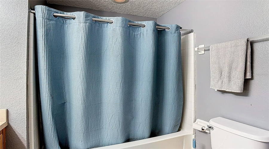 KISSIMMEE, Florida 34746, 4 Bedrooms Bedrooms, ,3 BathroomsBathrooms,Residential,For Sale,HIDEAWAY BEACH,0,MFRS5144710