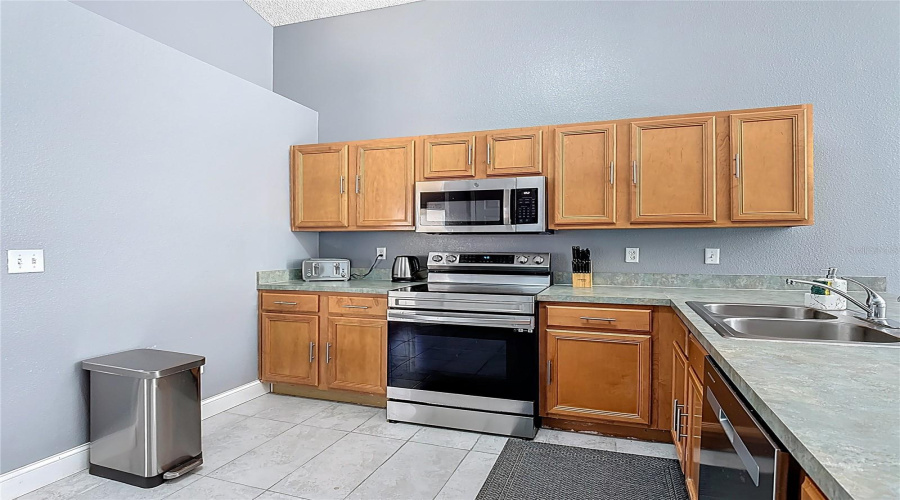 KISSIMMEE, Florida 34746, 4 Bedrooms Bedrooms, ,3 BathroomsBathrooms,Residential,For Sale,HIDEAWAY BEACH,0,MFRS5144710