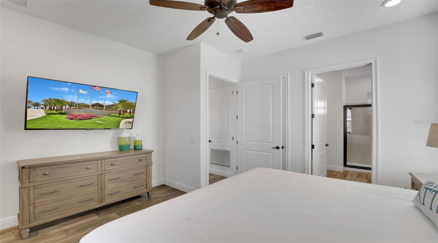 KISSIMMEE, Florida 34747, 3 Bedrooms Bedrooms, ,3 BathroomsBathrooms,Residential,For Sale,SALTED RIM,0,MFRO6385963