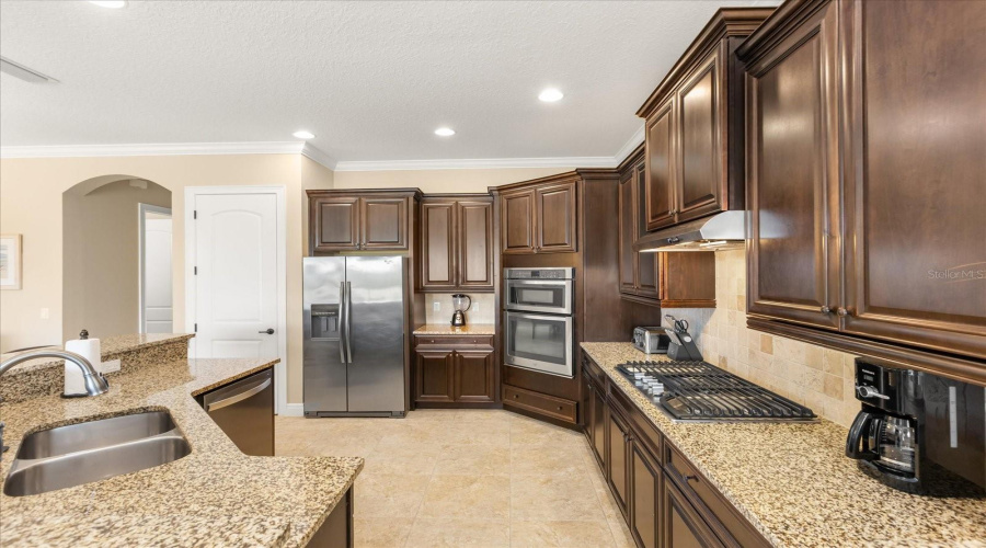 REUNION, Florida 34747, 5 Bedrooms Bedrooms, ,5 BathroomsBathrooms,Residential,For Sale,DESERT MOUNTAIN,0,MFRO6385899