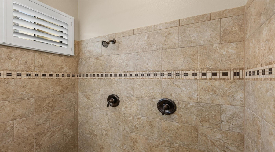 REUNION, Florida 34747, 5 Bedrooms Bedrooms, ,5 BathroomsBathrooms,Residential,For Sale,DESERT MOUNTAIN,0,MFRO6385899