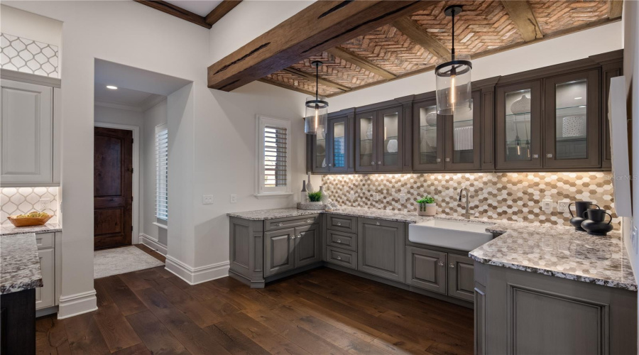 ORLANDO, Florida 32836, 5 Bedrooms Bedrooms, ,5 BathroomsBathrooms,Residential,For Sale,LOS FELIZ,0,MFRO6376962