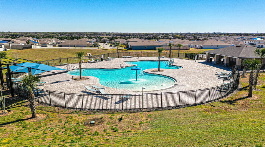 DAVENPORT, Florida 33837, 5 Bedrooms Bedrooms, ,3 BathroomsBathrooms,Residential,For Sale,SUGARWOOD,0,MFRL4959593