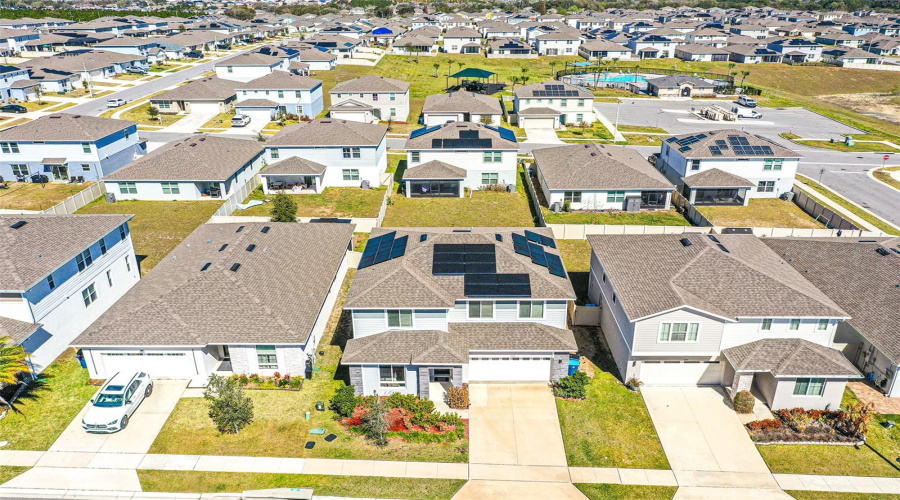 DAVENPORT, Florida 33837, 5 Bedrooms Bedrooms, ,3 BathroomsBathrooms,Residential,For Sale,SUGARWOOD,0,MFRL4959593