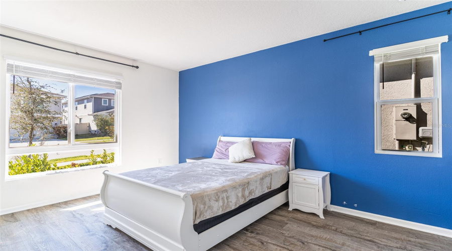 DAVENPORT, Florida 33837, 5 Bedrooms Bedrooms, ,3 BathroomsBathrooms,Residential,For Sale,SUGARWOOD,0,MFRL4959593