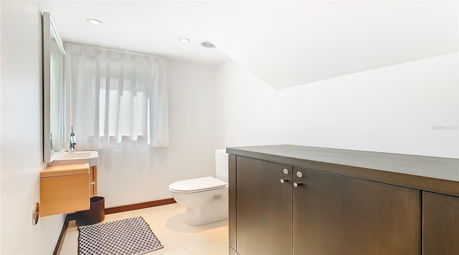 REUNION, Florida 34747, 3 Bedrooms Bedrooms, ,4 BathroomsBathrooms,Residential,For Sale,DESERT MOUNTAIN,0,MFRO6385657