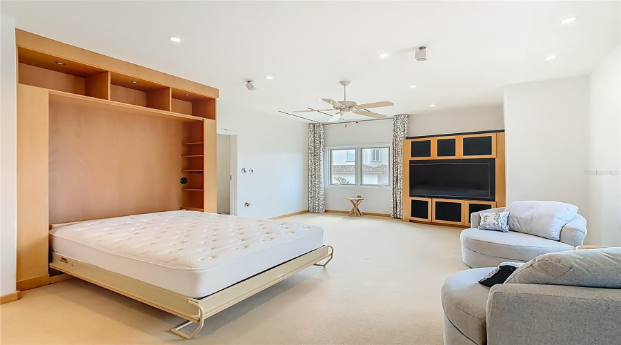 REUNION, Florida 34747, 3 Bedrooms Bedrooms, ,4 BathroomsBathrooms,Residential,For Sale,DESERT MOUNTAIN,0,MFRO6385657