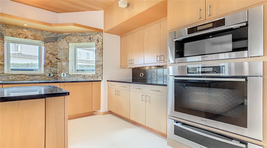 REUNION, Florida 34747, 3 Bedrooms Bedrooms, ,4 BathroomsBathrooms,Residential,For Sale,DESERT MOUNTAIN,0,MFRO6385657