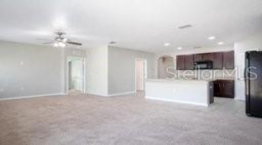 DAVENPORT, Florida 33897, 3 Bedrooms Bedrooms, ,2 BathroomsBathrooms,Residential,For Sale,WILLOW BEND,0,MFRS5144799