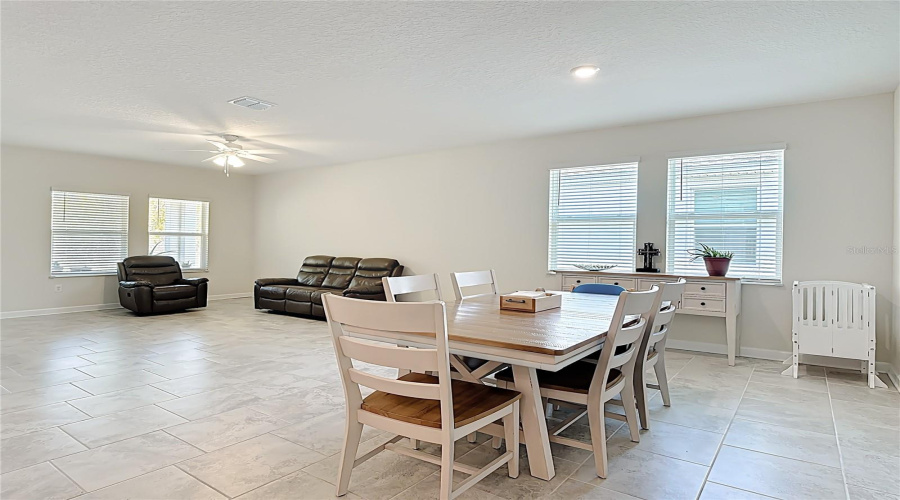 KISSIMMEE, Florida 34746, 4 Bedrooms Bedrooms, ,3 BathroomsBathrooms,Residential,For Sale,SEVEN CANYONS,0,MFRO6385428