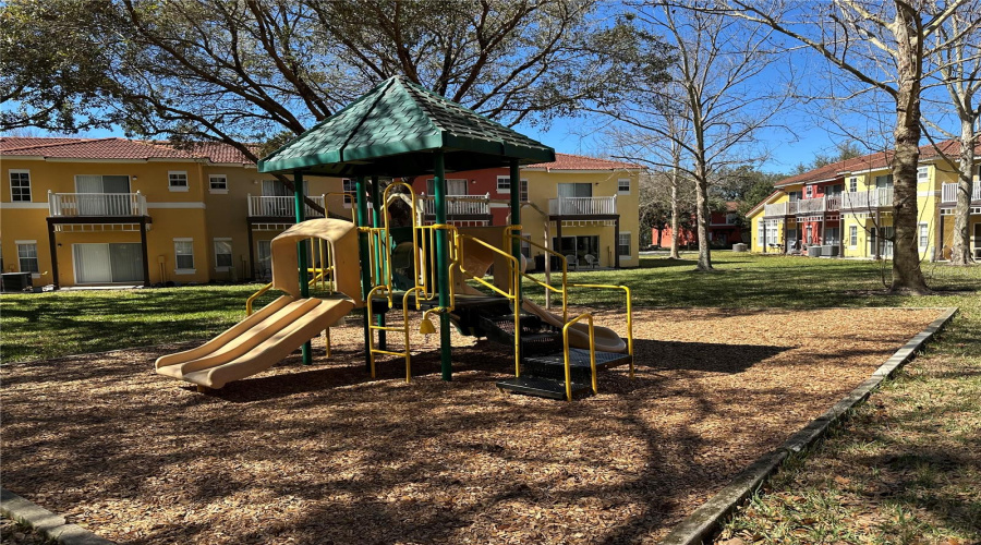 KISSIMMEE, Florida 34747, 3 Bedrooms Bedrooms, ,2 BathroomsBathrooms,Residential,For Sale,CRYSTAL COVE,0,MFRS5144464