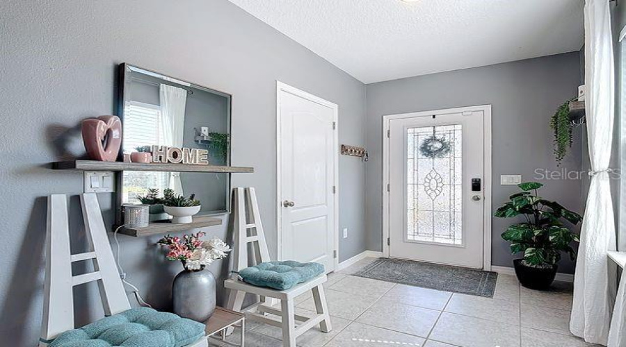 KISSIMMEE, Florida 34746, 4 Bedrooms Bedrooms, ,2 BathroomsBathrooms,Residential,For Sale,CANYON BREEZE,0,MFRO6385268