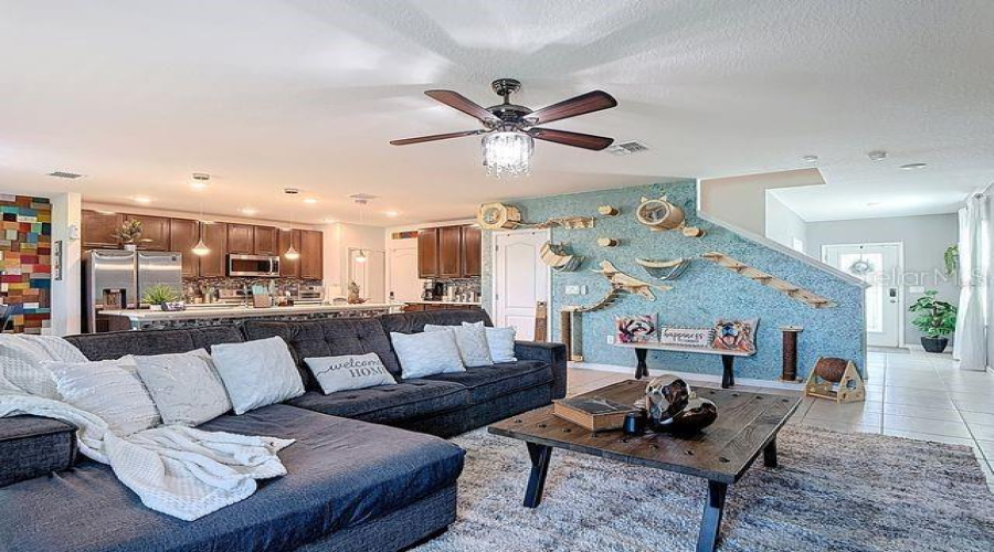 KISSIMMEE, Florida 34746, 4 Bedrooms Bedrooms, ,2 BathroomsBathrooms,Residential,For Sale,CANYON BREEZE,0,MFRO6385268