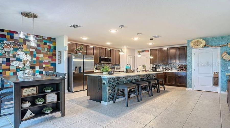 KISSIMMEE, Florida 34746, 4 Bedrooms Bedrooms, ,2 BathroomsBathrooms,Residential,For Sale,CANYON BREEZE,0,MFRO6385268