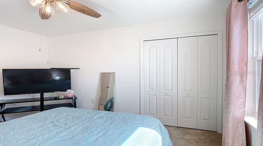 KISSIMMEE, Florida 34746, 4 Bedrooms Bedrooms, ,2 BathroomsBathrooms,Residential,For Sale,CANYON BREEZE,0,MFRO6385268