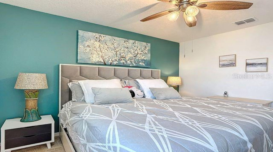 KISSIMMEE, Florida 34746, 4 Bedrooms Bedrooms, ,2 BathroomsBathrooms,Residential,For Sale,CANYON BREEZE,0,MFRO6385268