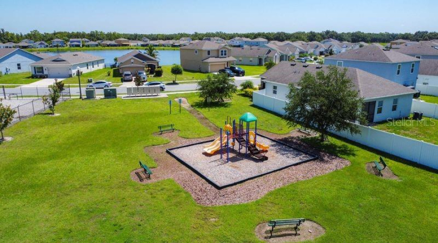 KISSIMMEE, Florida 34746, 4 Bedrooms Bedrooms, ,2 BathroomsBathrooms,Residential,For Sale,CANYON BREEZE,0,MFRO6385268