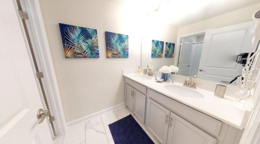 KISSIMMEE, Florida 34746, 4 Bedrooms Bedrooms, ,3 BathroomsBathrooms,Residential,For Sale,WINDERMERE,0,MFRS5144776