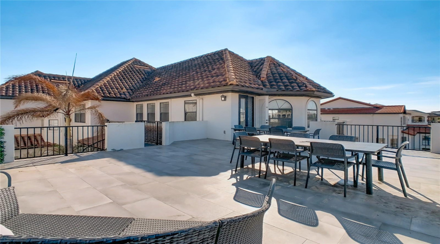 REUNION, Florida 34747, 5 Bedrooms Bedrooms, ,5 BathroomsBathrooms,Residential,For Sale,MUIRFIELD LOOP,0,MFRO6386329